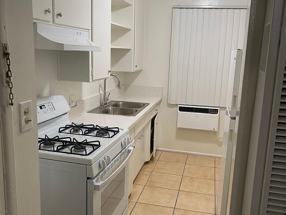 2nd image of 214 W Maple St APT 16