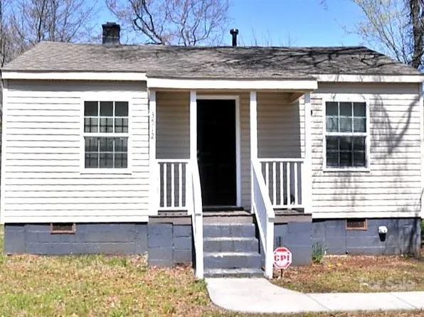 3512 Jonquil St, Charlotte, NC 28211