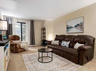 13045 W 6th St SW #3209, Calgary, AB T2W5H1