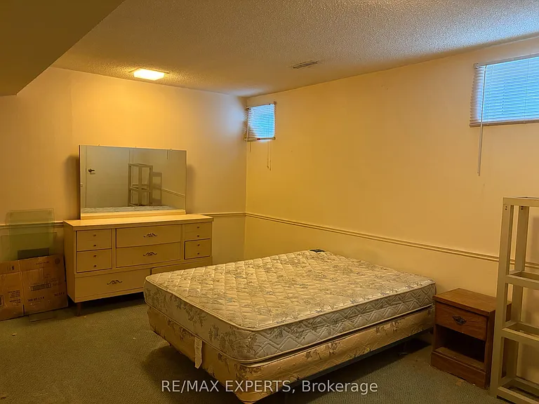 9 Queen Post Dr #BASEMENT — Photo 8