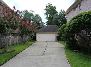 16 Oakmere Pl, Sugar Land, TX 77479