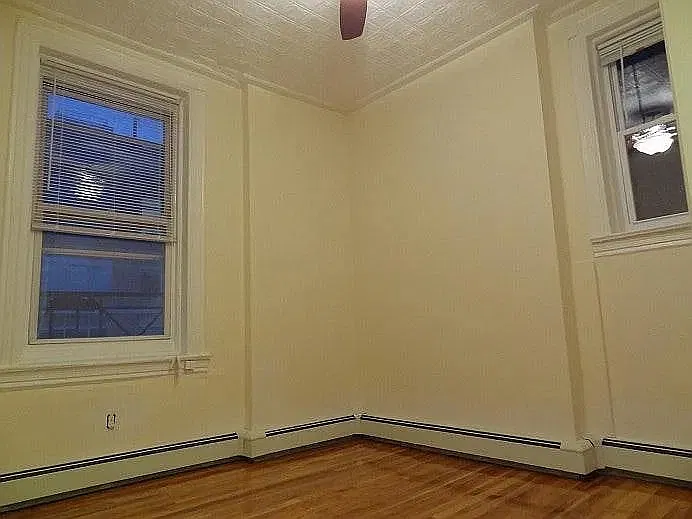 2 bed, $2,325 — Photo 4