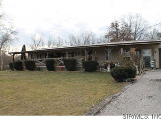 2230 N 1st Ave, Sorento, IL 62086