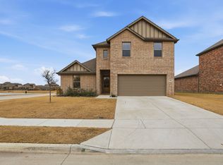 556 Hickory Ridge Dr, Van Alstyne, TX 75495