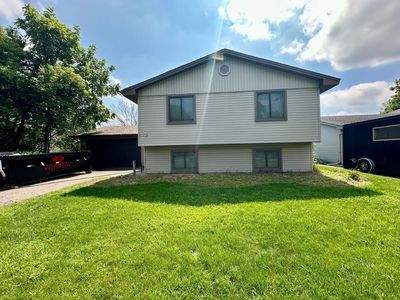 2409 84th Ave N, Brooklyn Park, MN, 55444