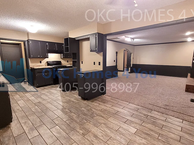 1504 Apollo Rd — Photo 7
