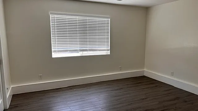 442 W Juanita Ave — Photo 9