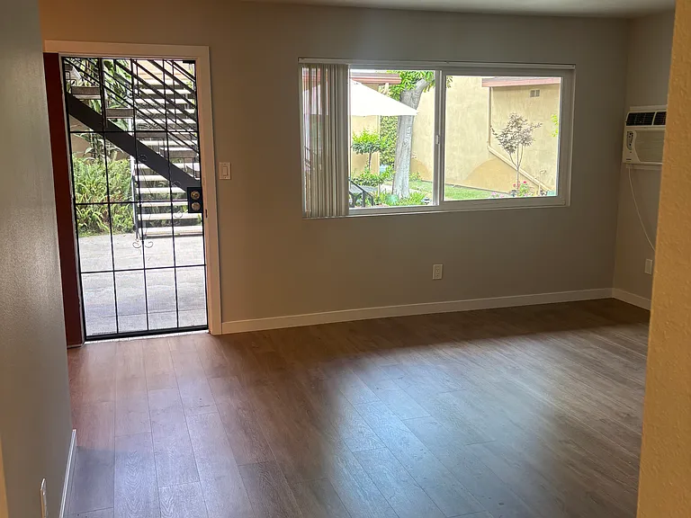 521 La Cadena Way #1 — Photo 15