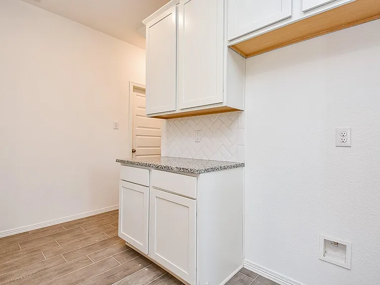 23002 Undertaken Path Dr — Photo 8