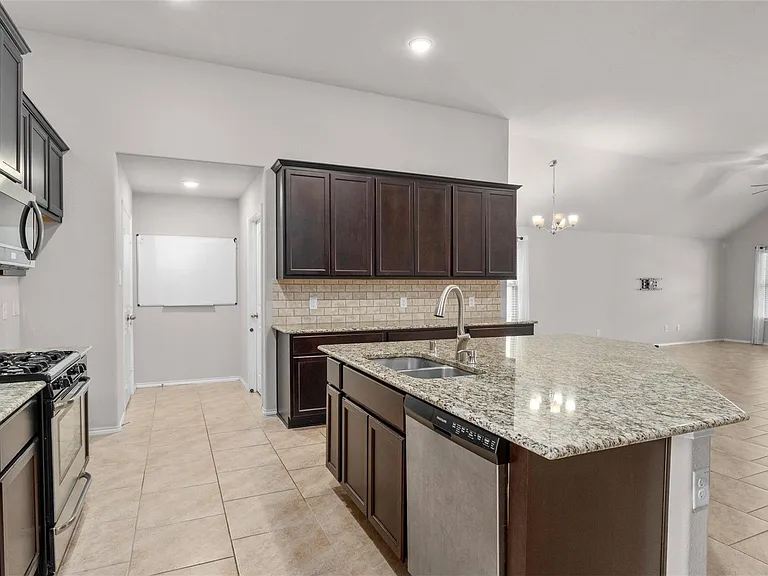 5210 Adria Hills Cir — Photo 5