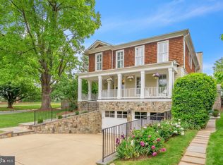 7805 Westfield Dr, Bethesda, MD 20817