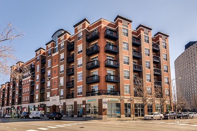 1st image of 1935 S Archer Ave APT 613