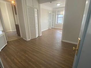 31-72 37th St #6, Astoria, NY 11106