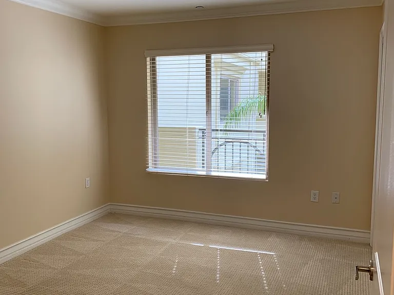 1417 S Westgate Ave #201 — Photo 6
