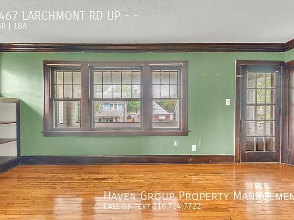 3rd image of 1467 Larchmont Rd #Up