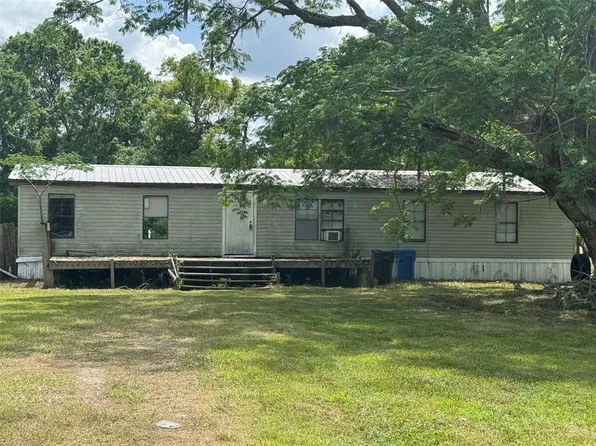 4777 Messick Ave, Plant City, FL 33566