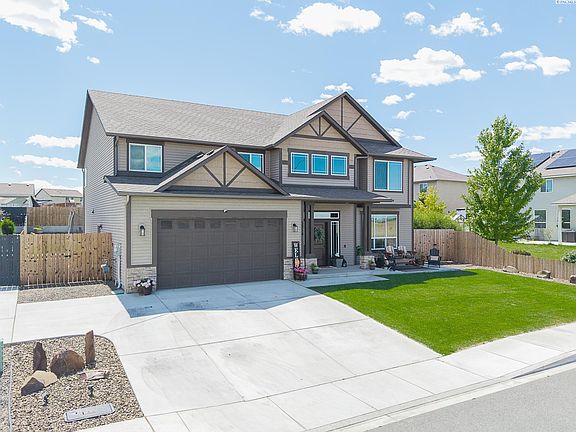 3rd image of 5914 Nauvoo Ln