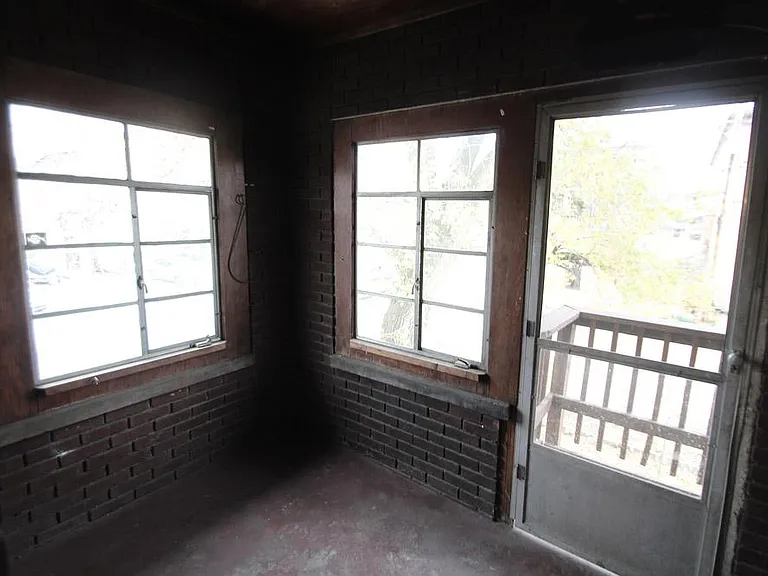 311 Franklin Ave #3 — Photo 8