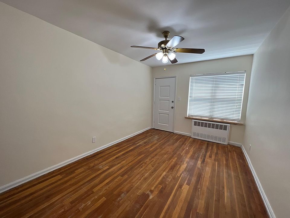 2nd image of 0 E 103rd St