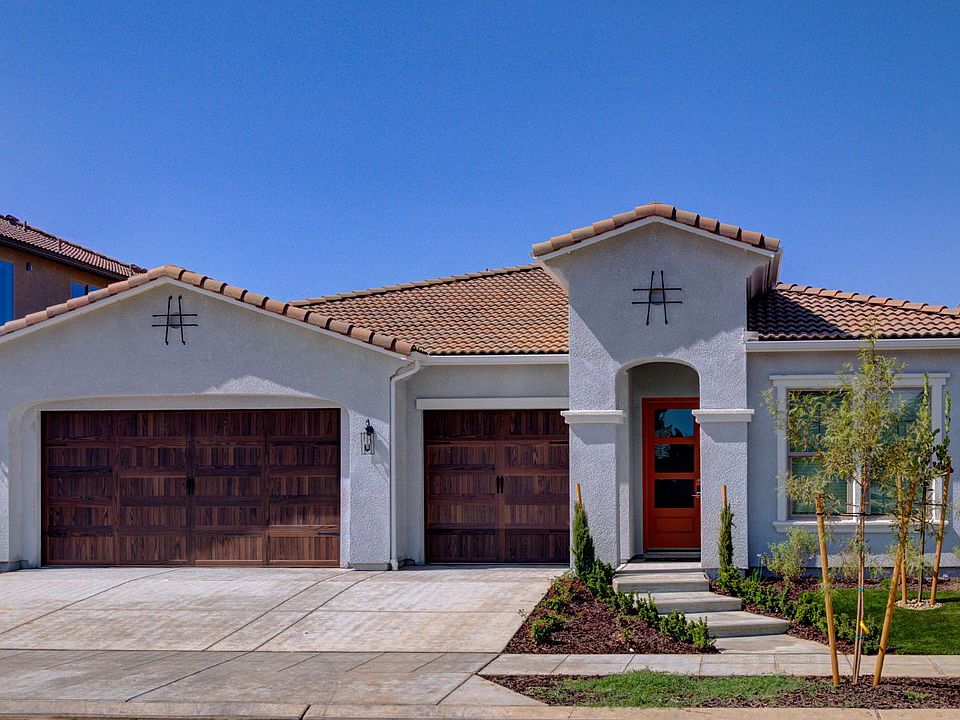 Spanish Exterior