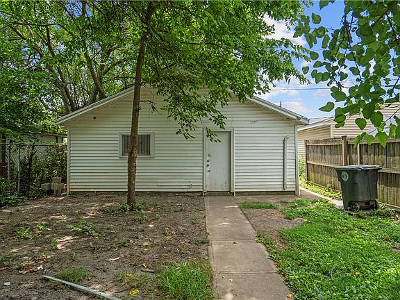 5th image of 48 Sherman St