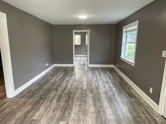 2nd image of 109 Ellis Dr
