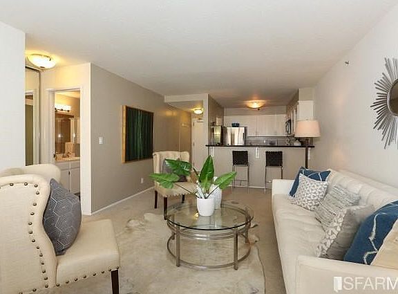 5th image of 900 Bush St APT 1002