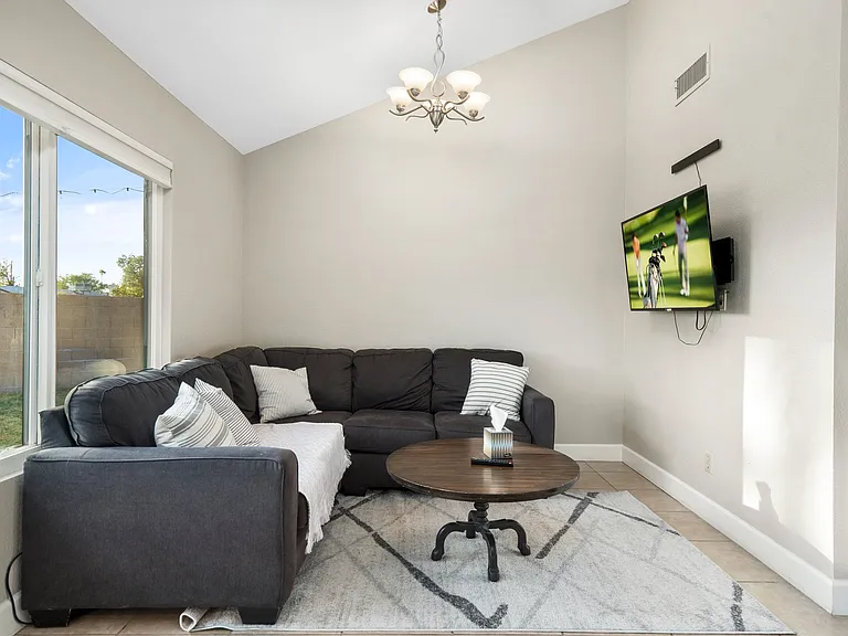 10854 N 110th Pl — Photo 13