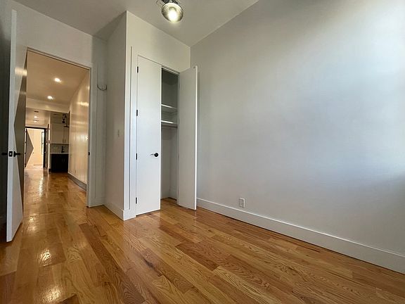 5th image of 378 Lewis Ave #8A