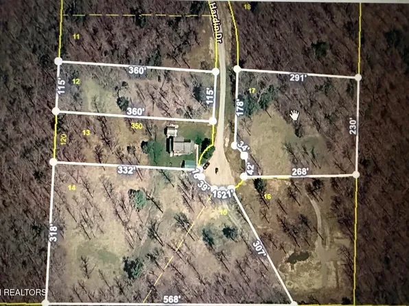 14-15 Hardin Dr, Robbins, TN 37852