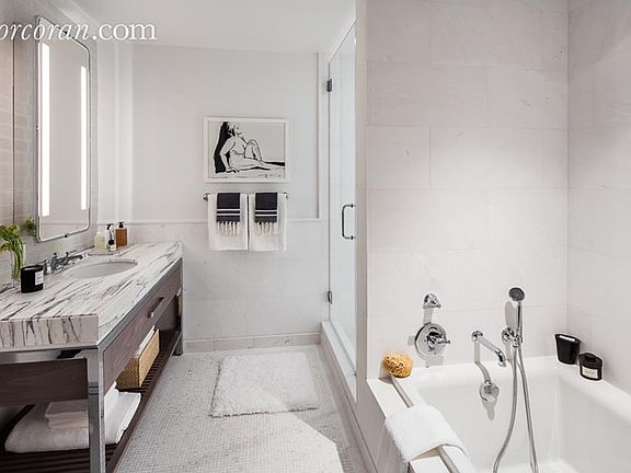 4th image of 389 E 89th St APT 14C