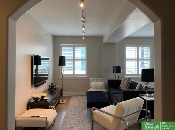 1403 Farnam St APT 806, Omaha, NE 68102