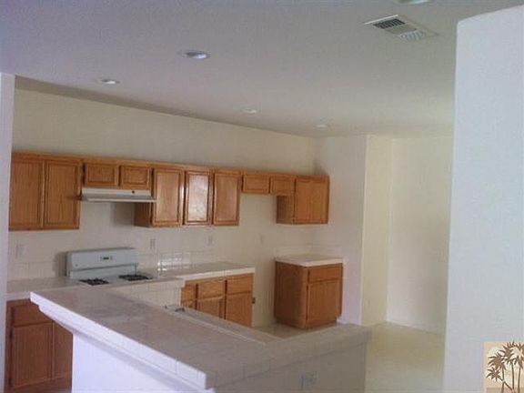 3rd image of 83416 E Lahinch Ct