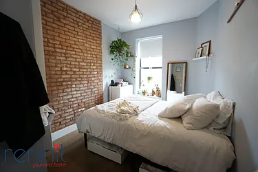 Rented by Rennit Inc.