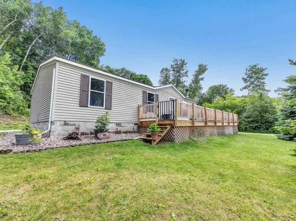 13118 Zander Rd, Maribel, WI 54227
