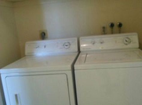 Washer & Dryer Included!