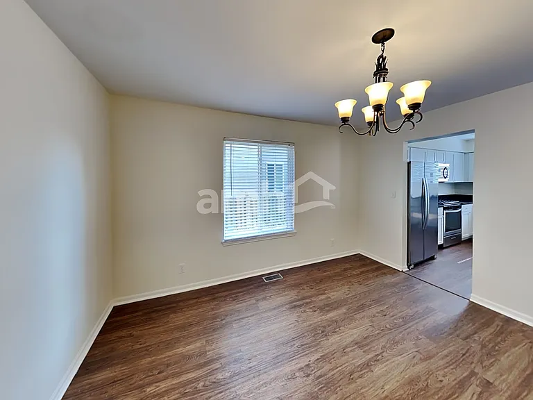 21744 W Knollwood Dr — Photo 9