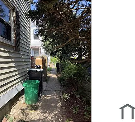 209 21st St — Photo 32