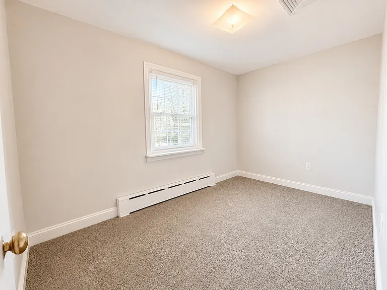 24 Chestnut Ave — Photo 15