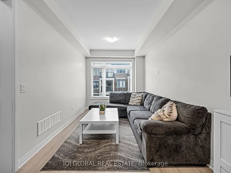 585 Colborne St #1303 — Photo 19