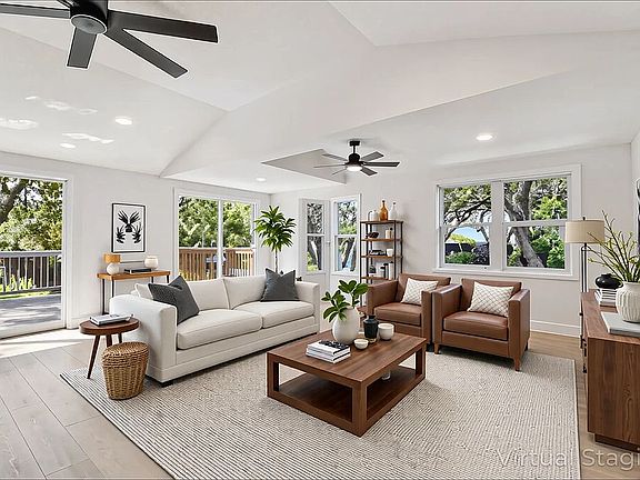 4th image of 13901 Vacation Ln