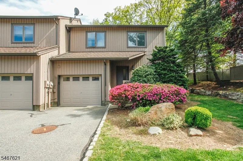 139 Decker Rd #14