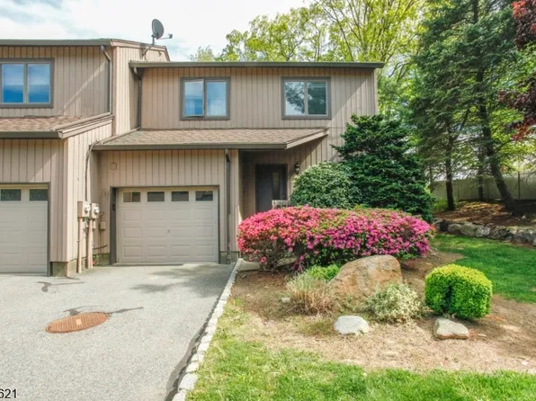 139 Decker Rd APT 14, Butler, NJ 07405