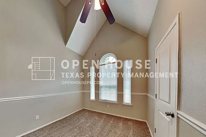 7864 Maiden Ln — Photo 21