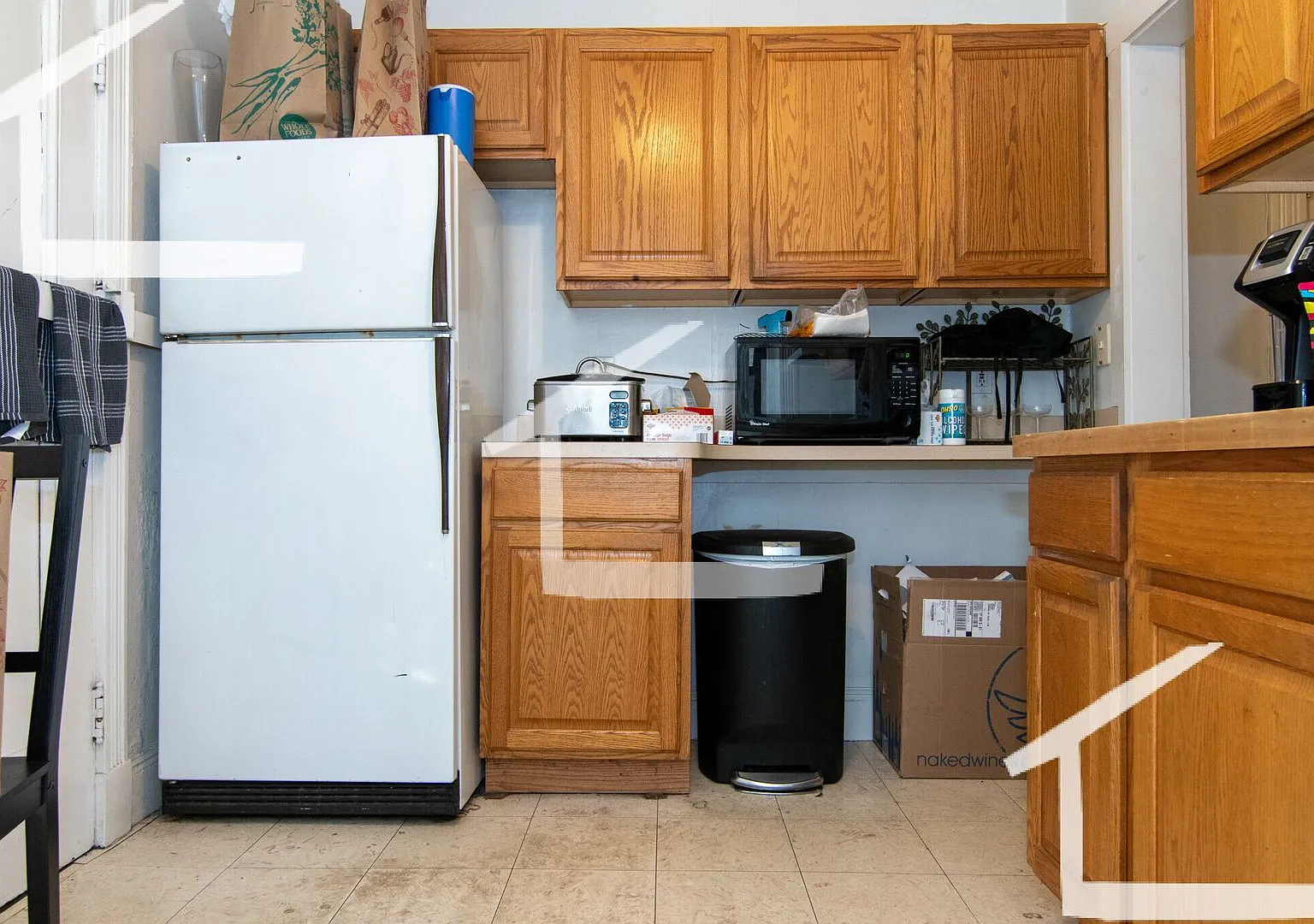 9/1 Spacious 2BR w/heat inc, balcony on Brighton/Brookline border — Photo 3