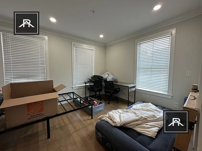 155 Foster St #2F — Photo 16