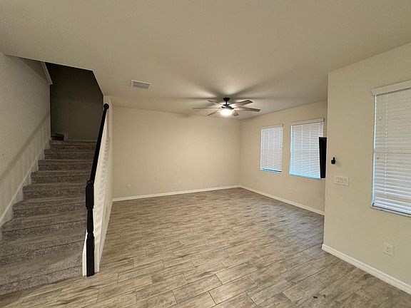 2nd image of 5615 Hometown Ln