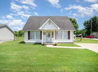 70 Kaye St, Berea, KY 40403
