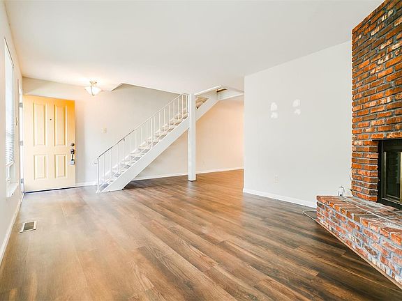 3rd image of 4263 Forest De Ville Dr