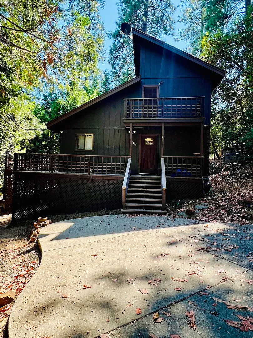 Pioneer Home — Photo 1